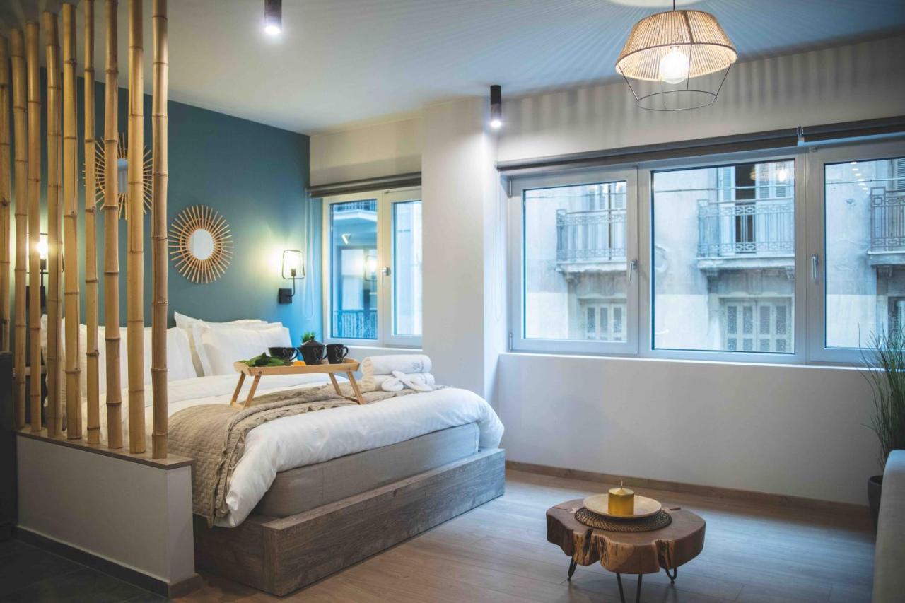 Rooster Suites Атина Екстериор снимка
