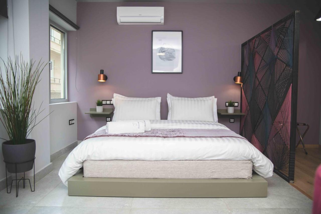 Rooster Suites Атина Екстериор снимка